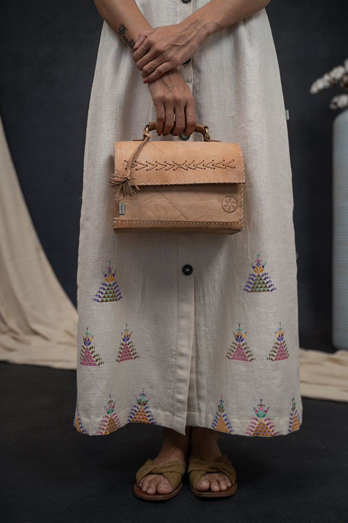 Handwoven Kala Cotton Deep V-Neck Soof Embroidery Co-ord Set