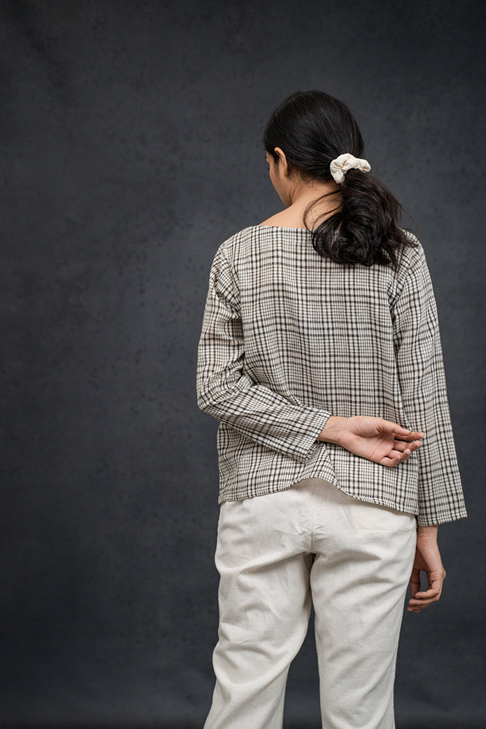 Handwoven Kala Cotton Natural Dyed Round Neck Top