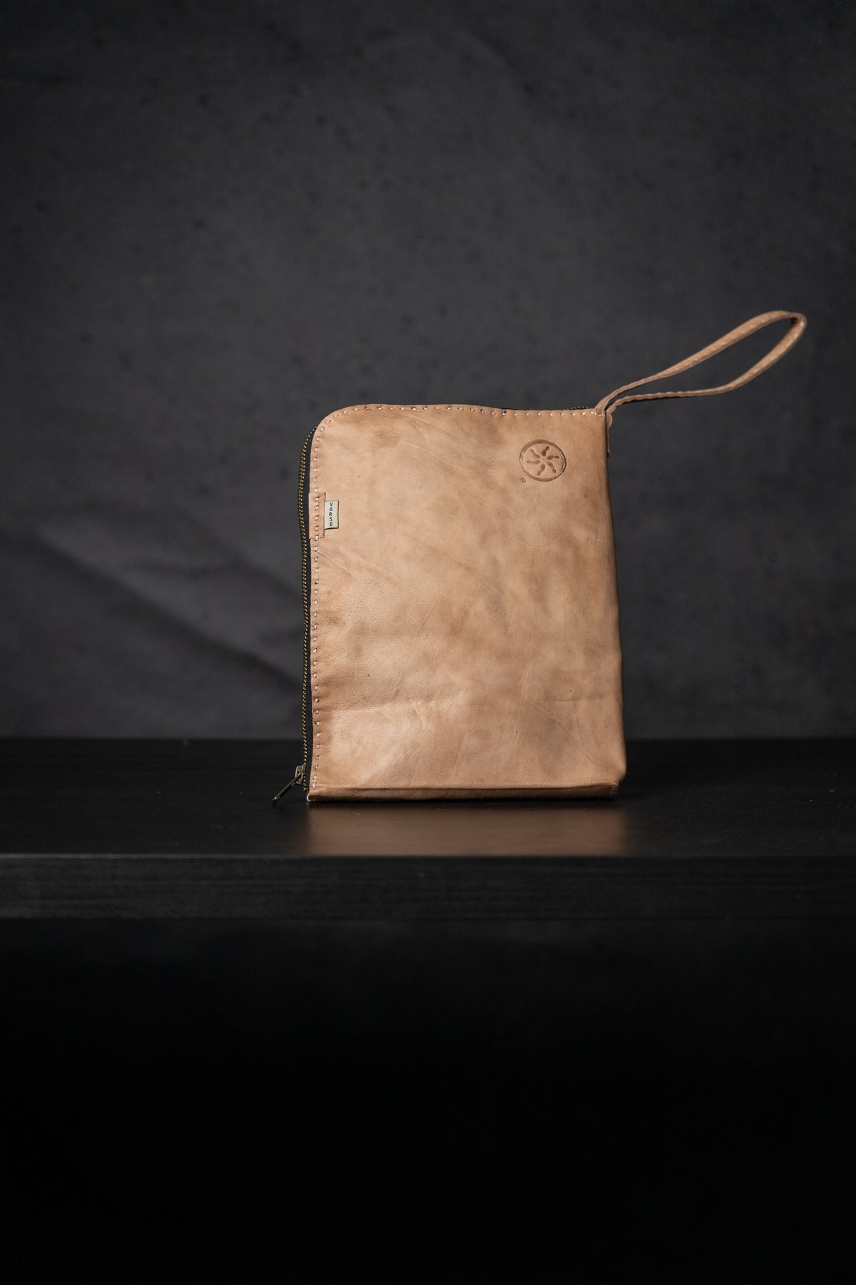 Natural Leather Handmade I-pad | Zipped Pouch