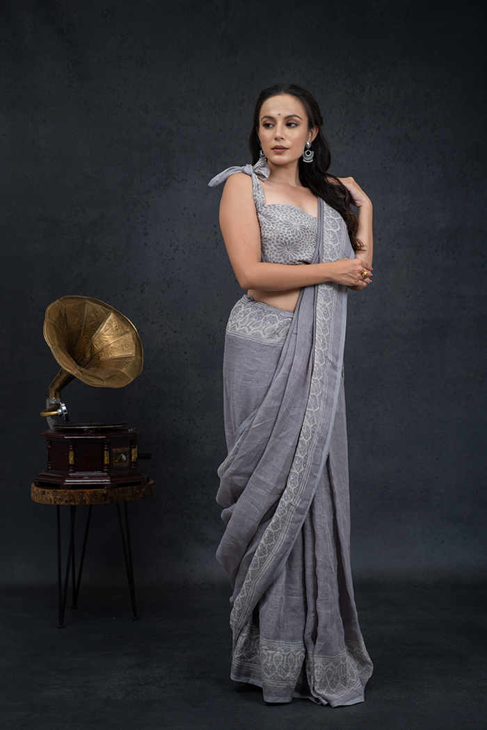 Buy KSUT Purple Silk Woven Saree With Unstitched Blouse for Women Online @  Tata CLiQ